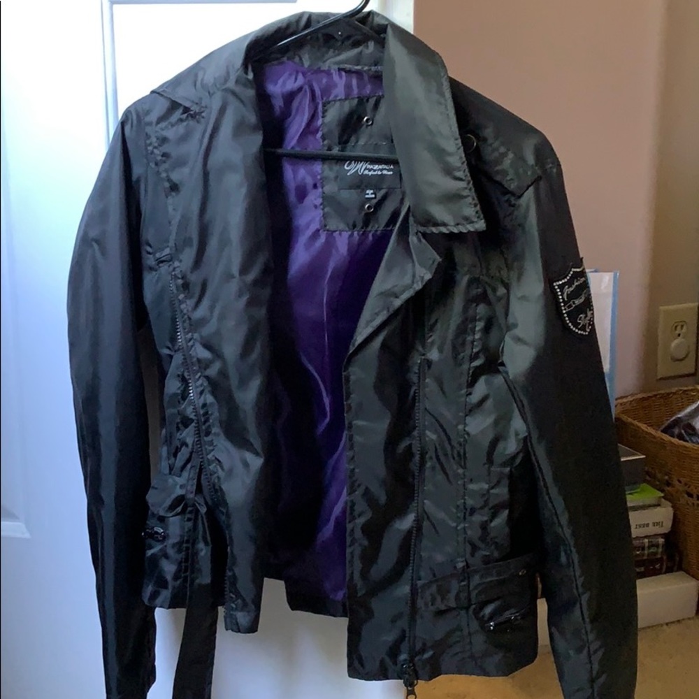 Lightweight fashion jacket